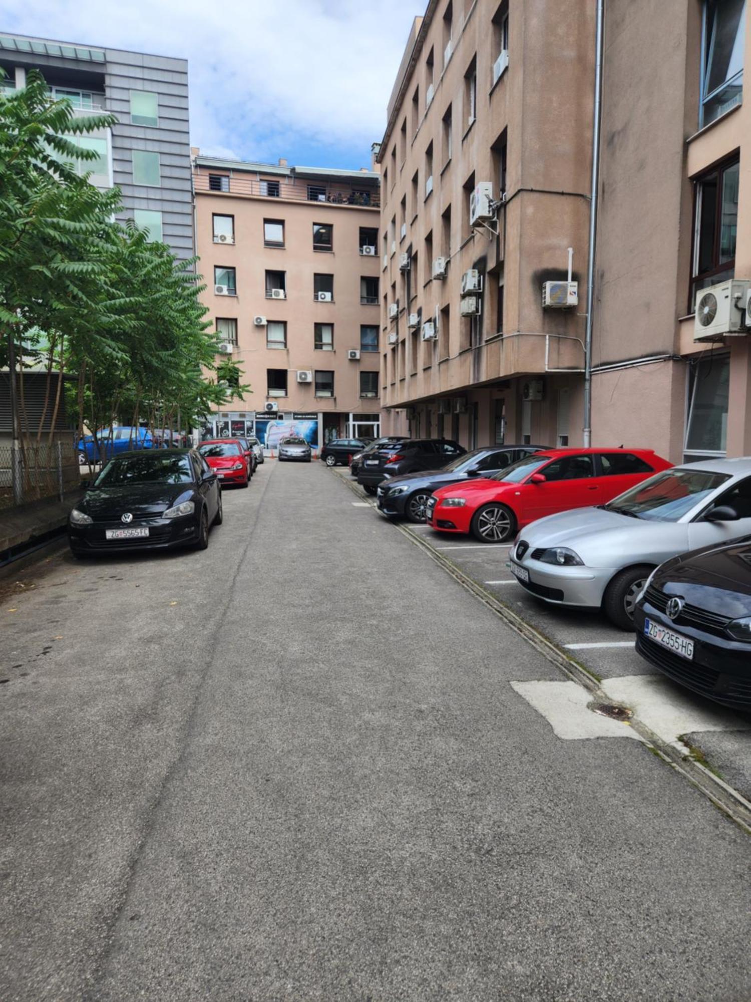 Apartman Zagreb Cca 42M2 With Free Parking Exterior photo